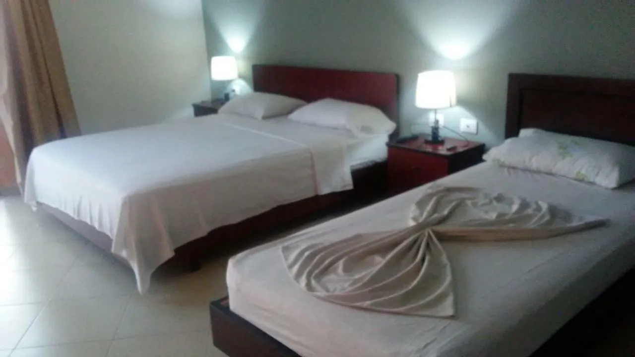 Hotel Majestic Ksamil