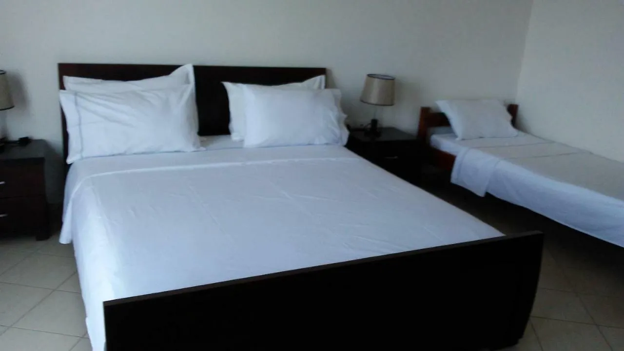 Hotel Majestic Ksamil